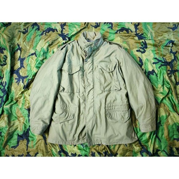 Vintage Other - 1960s 1970s US Army M65 Vietnam OD Green Cold Weather Field Jacket w/liner Sz M